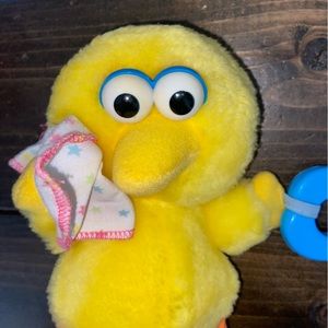 Big bird  vintage Playskool Baby Chiming Plush Rattle Sesame Street 1988